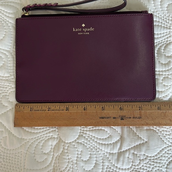 Kate Spade Burgundy / Maroon Wristlet with Floral Strap - Picture 9 of 9